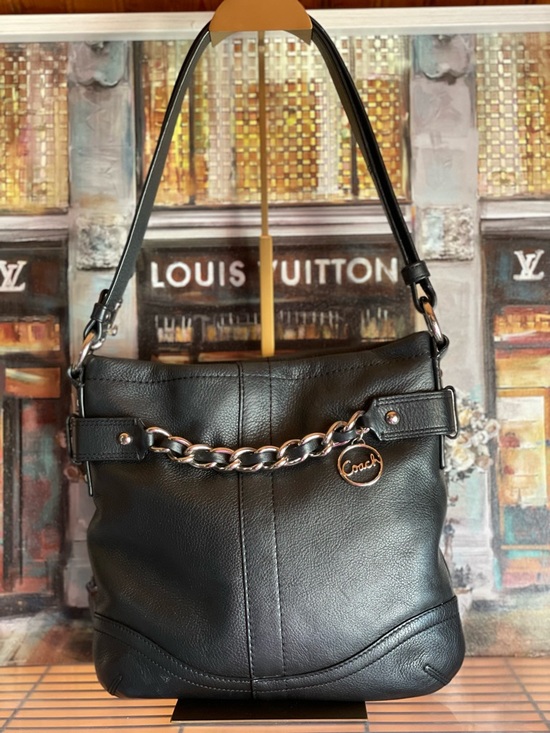 Coach Handbags - Coach Black Pebbled Leather Chain Hobo Crossbody/Shoulder Bag